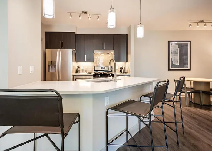 Landing Modern With Amazing Amenities Apartment *