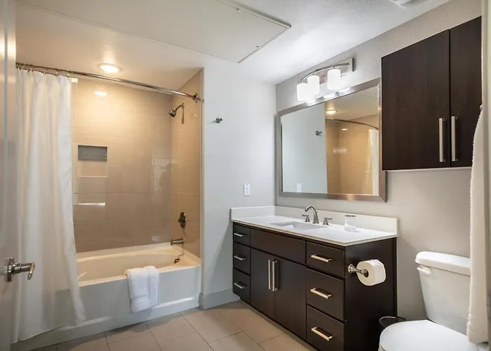 Landing Modern With Amazing Amenities