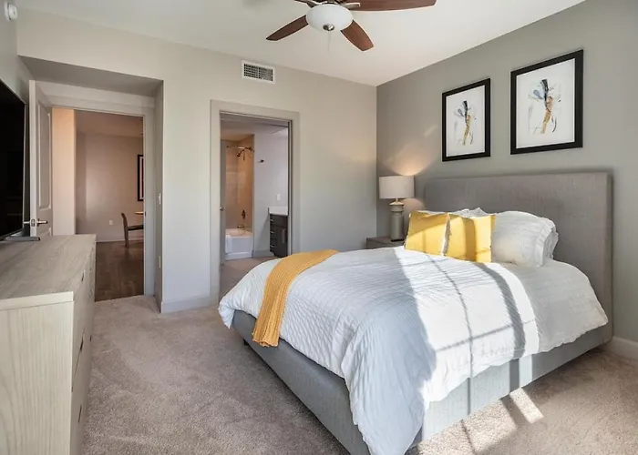Landing Modern With Amazing Amenities * Chandler