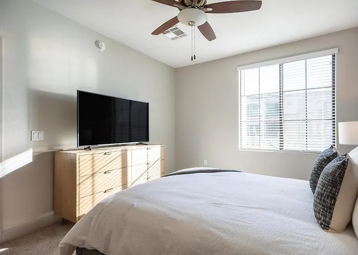 Landing Modern With Amazing Amenities * Chandler